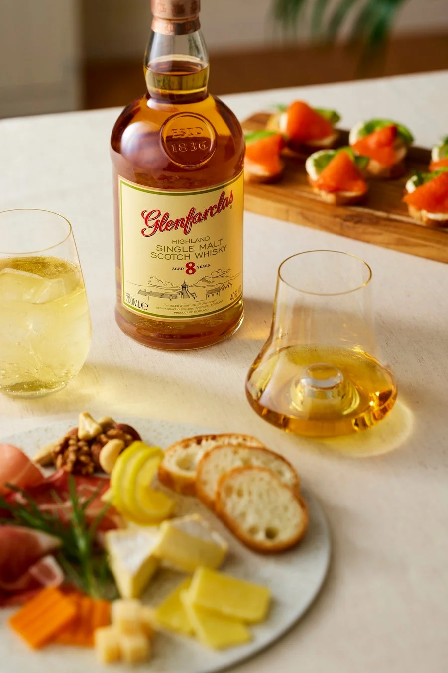 グレンファークラス8年と食卓の風景