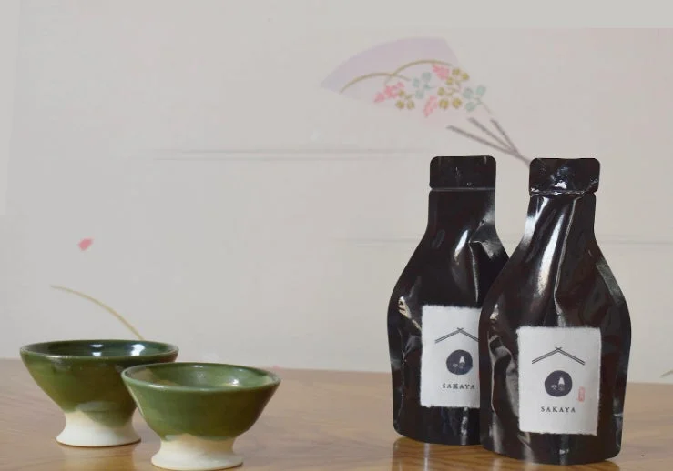 SAKAYAのボトルとぐい呑み