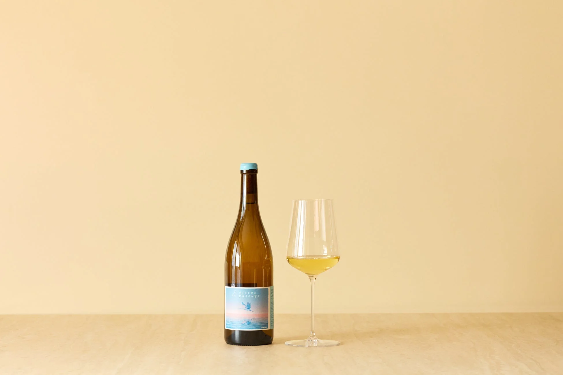 白ワインとグラス