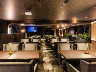 金沢駅前に新たな夜景の宝石箱が誕生！アパホテル最上階「17CLUB」で味わう特別なイタリアンと絶景体験🥂✨