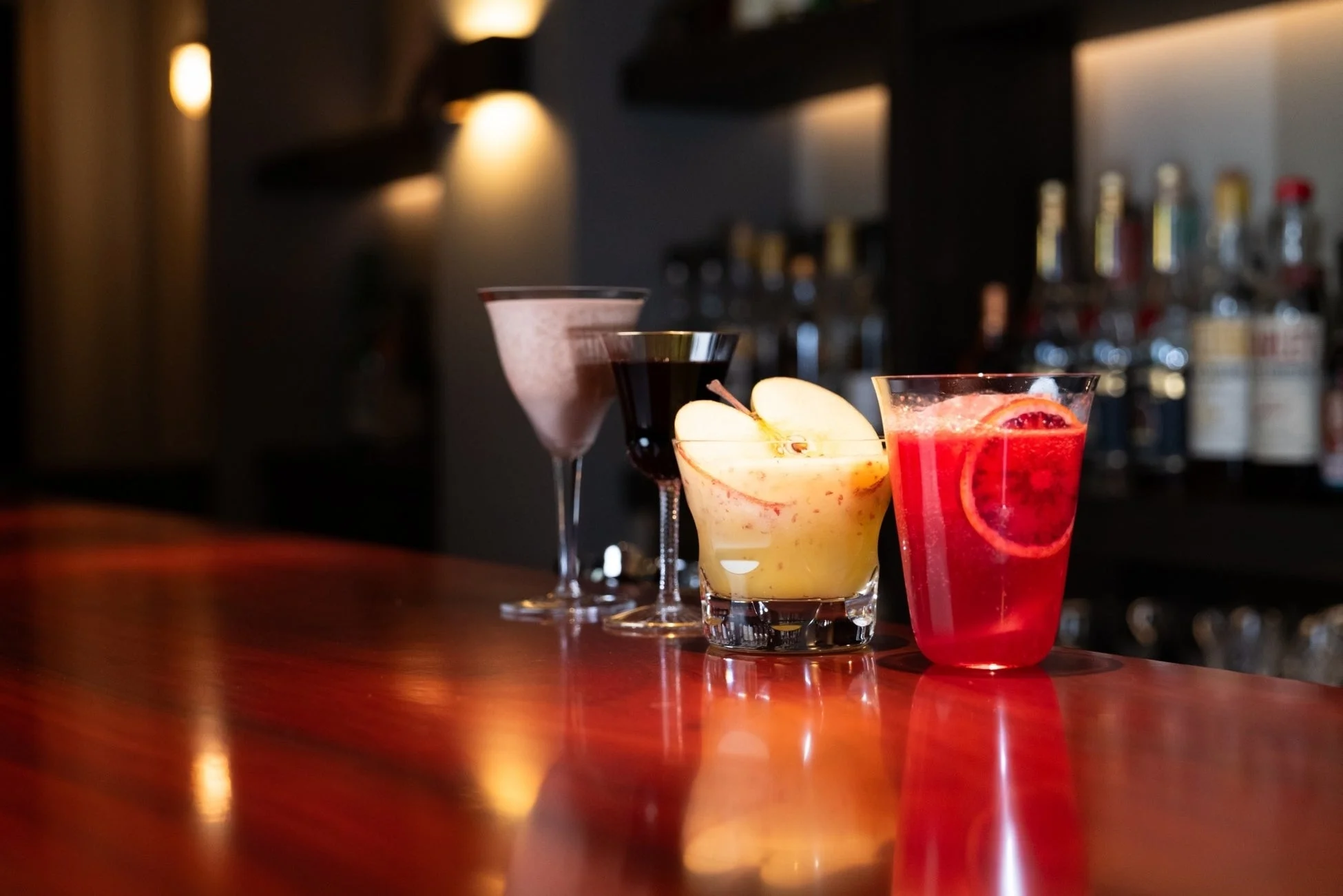 色とりどりのカクテル