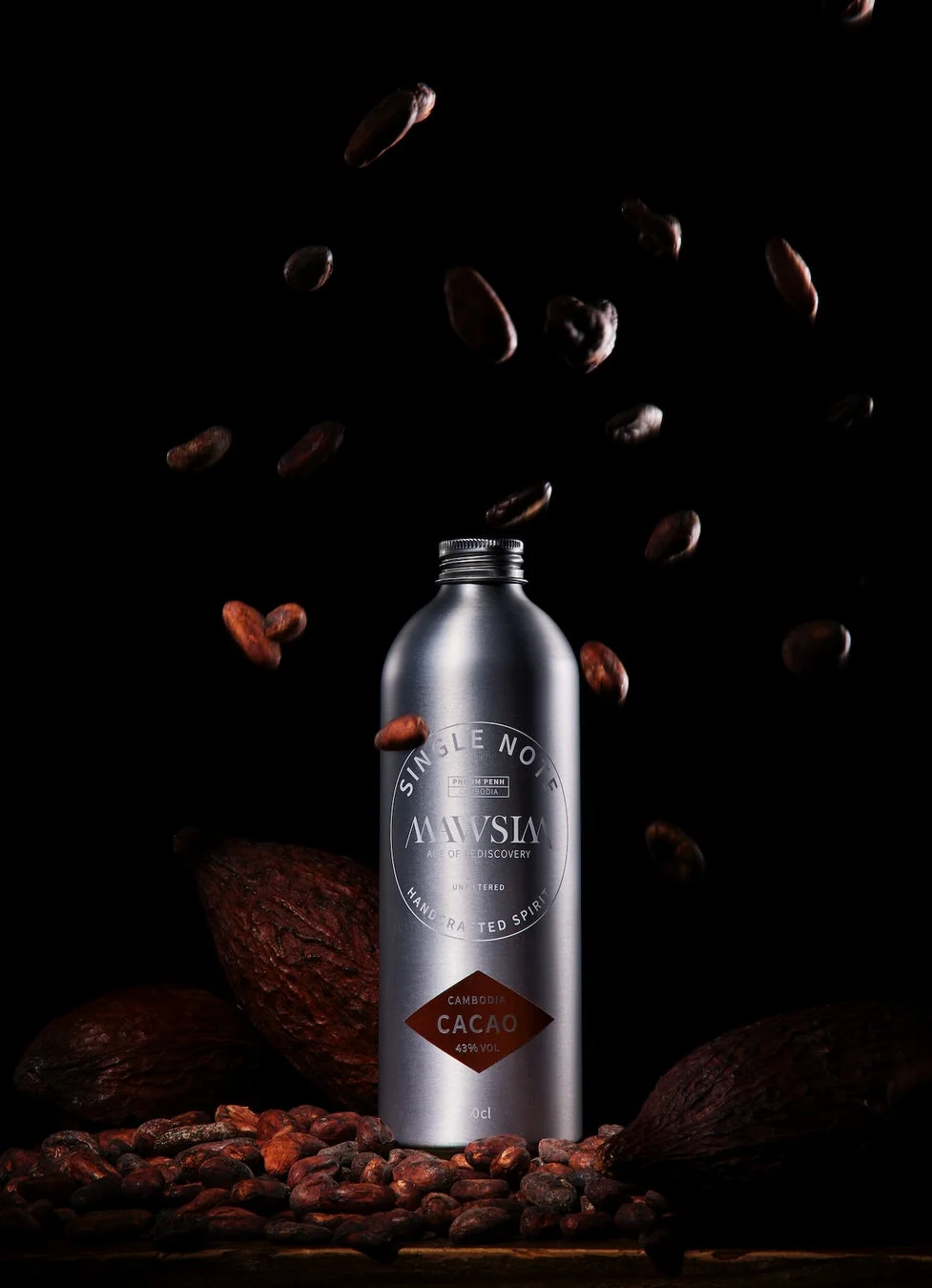 MAWSIM SINGLE NOTE | Cacaoのボトルとカカオ豆