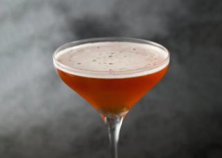 京王プラザホテル55周年記念✨ 黄綬褒章バーテンダーが贈る、忘れられない一夜を体験しませんか？