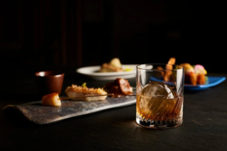 スイスホテル南海大阪のバー「シュン」がリニューアル！希少ウイスキーと大人の隠れ家で贅沢なひとときを🥃✨