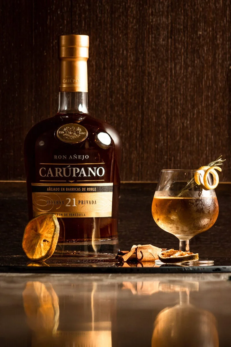 ロン・カルパノ ボトルとカクテル