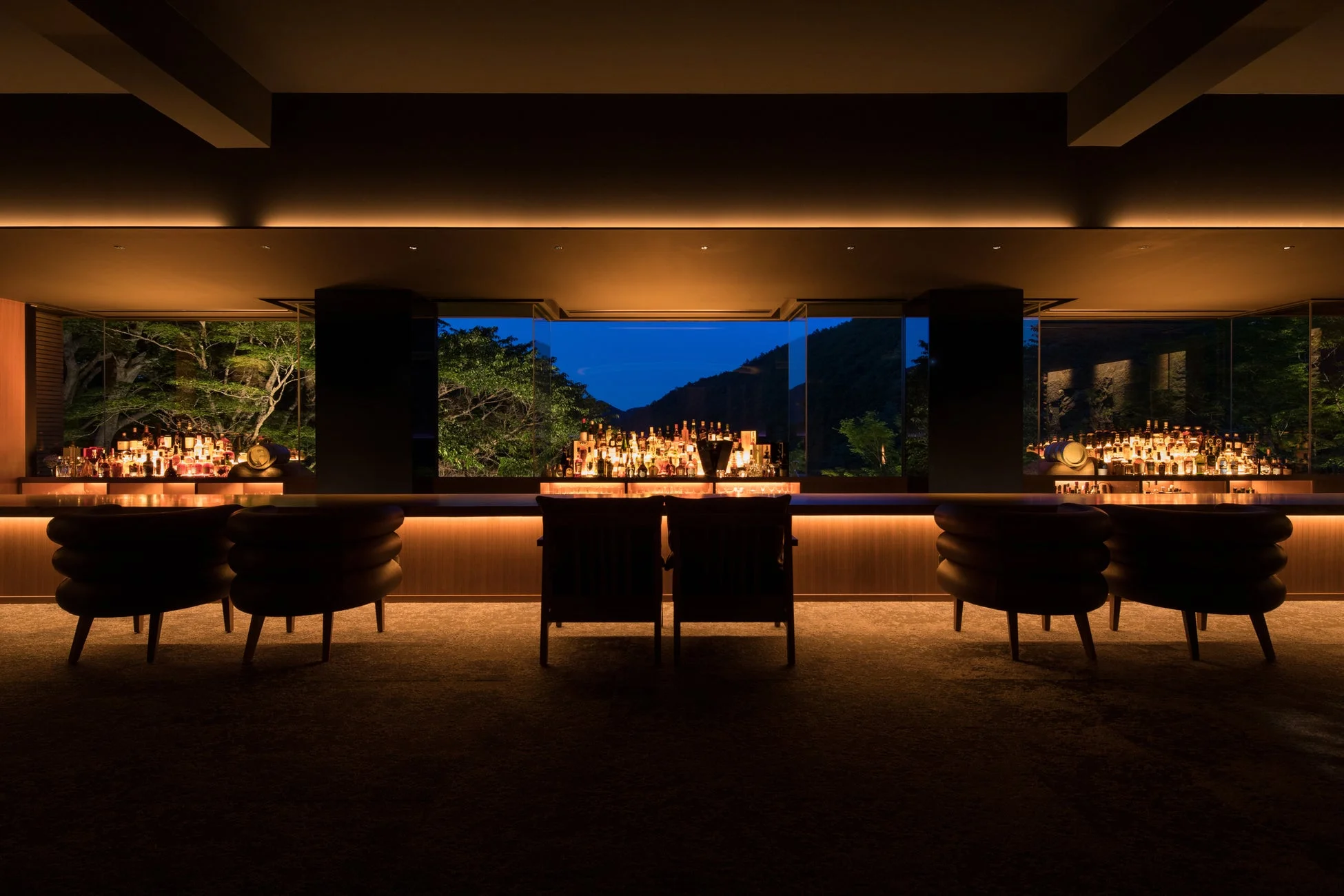 箱根のバーホテル