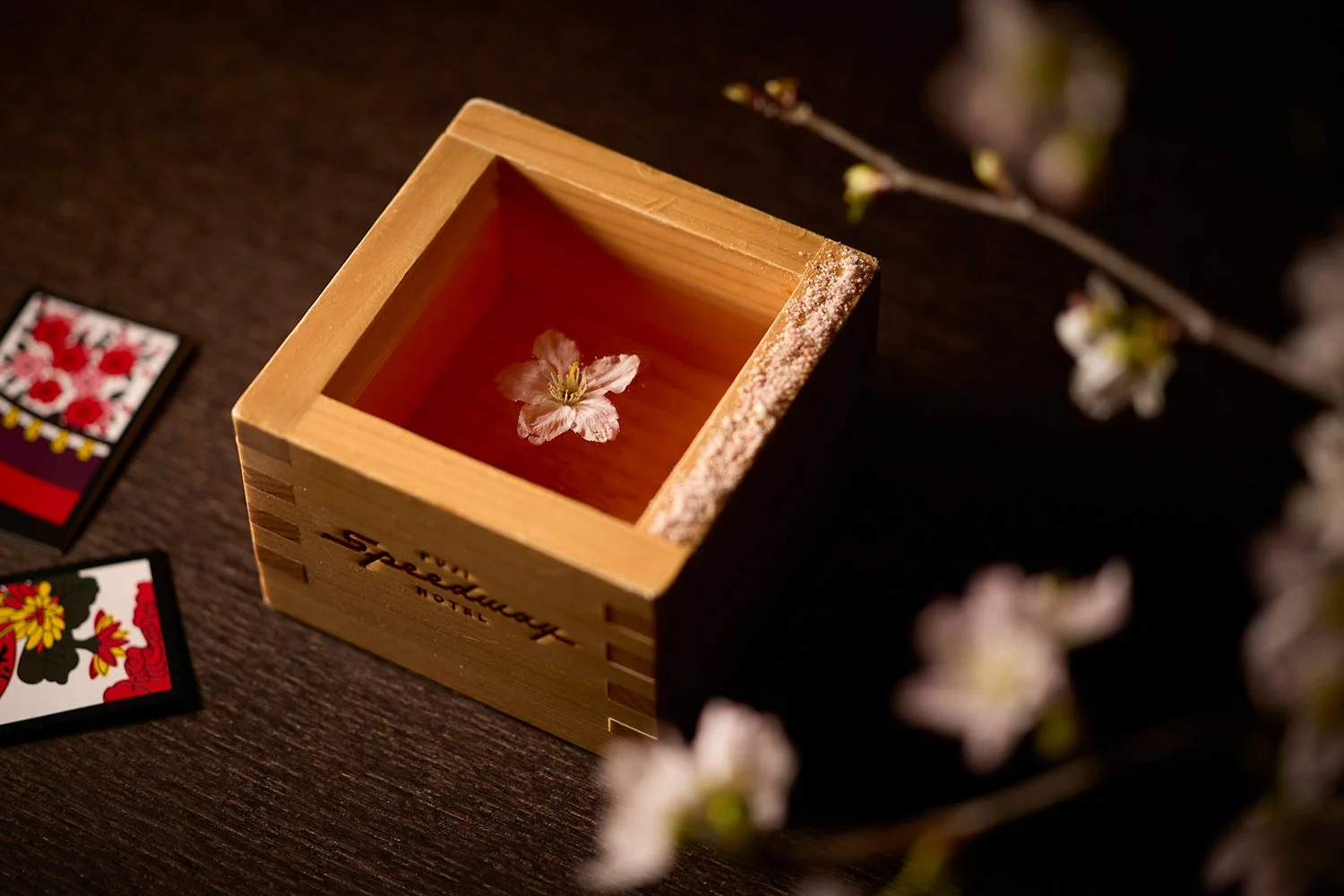 è±èŠã§äžæ¯