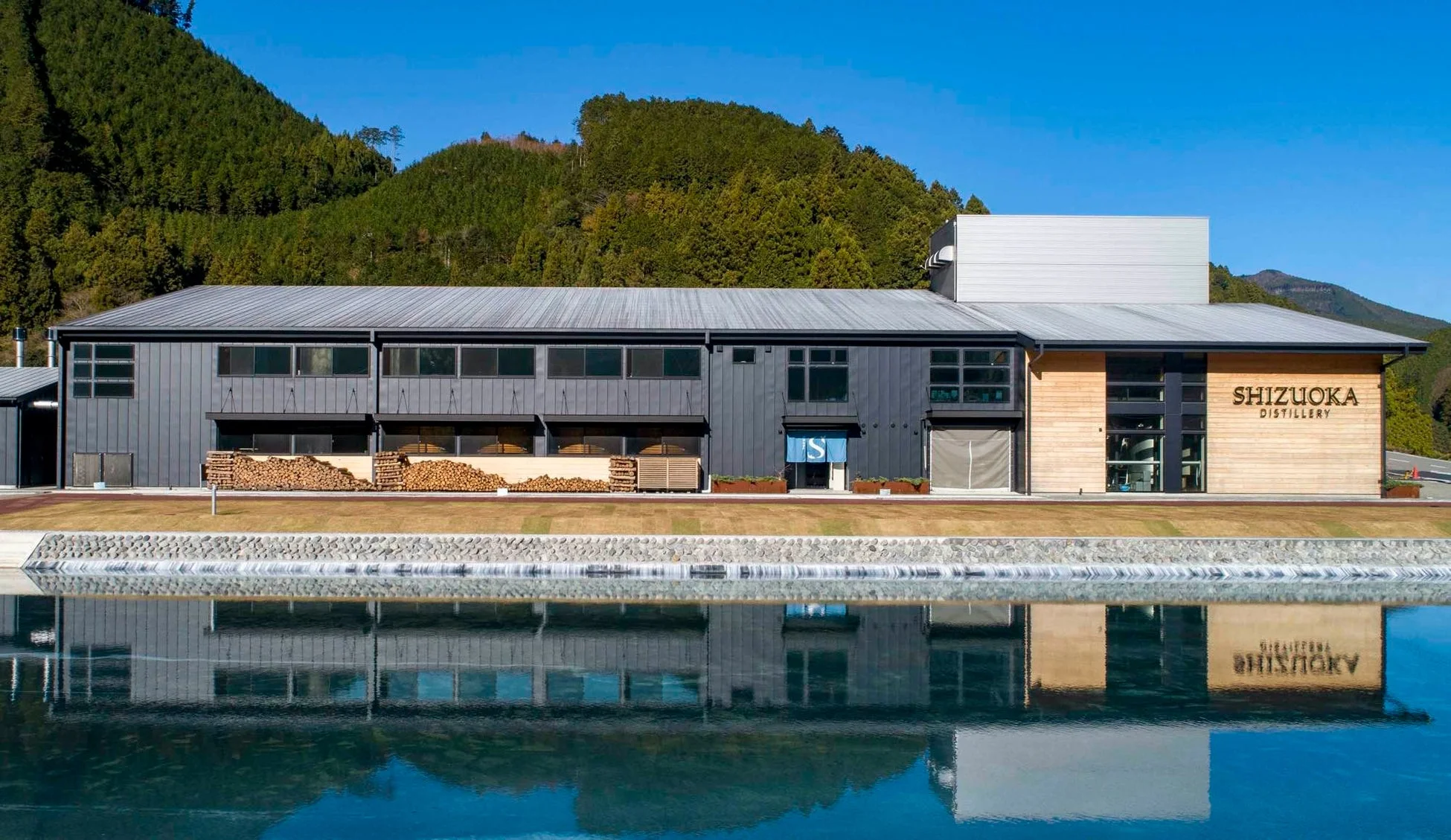 静岡蒸溜所の風景