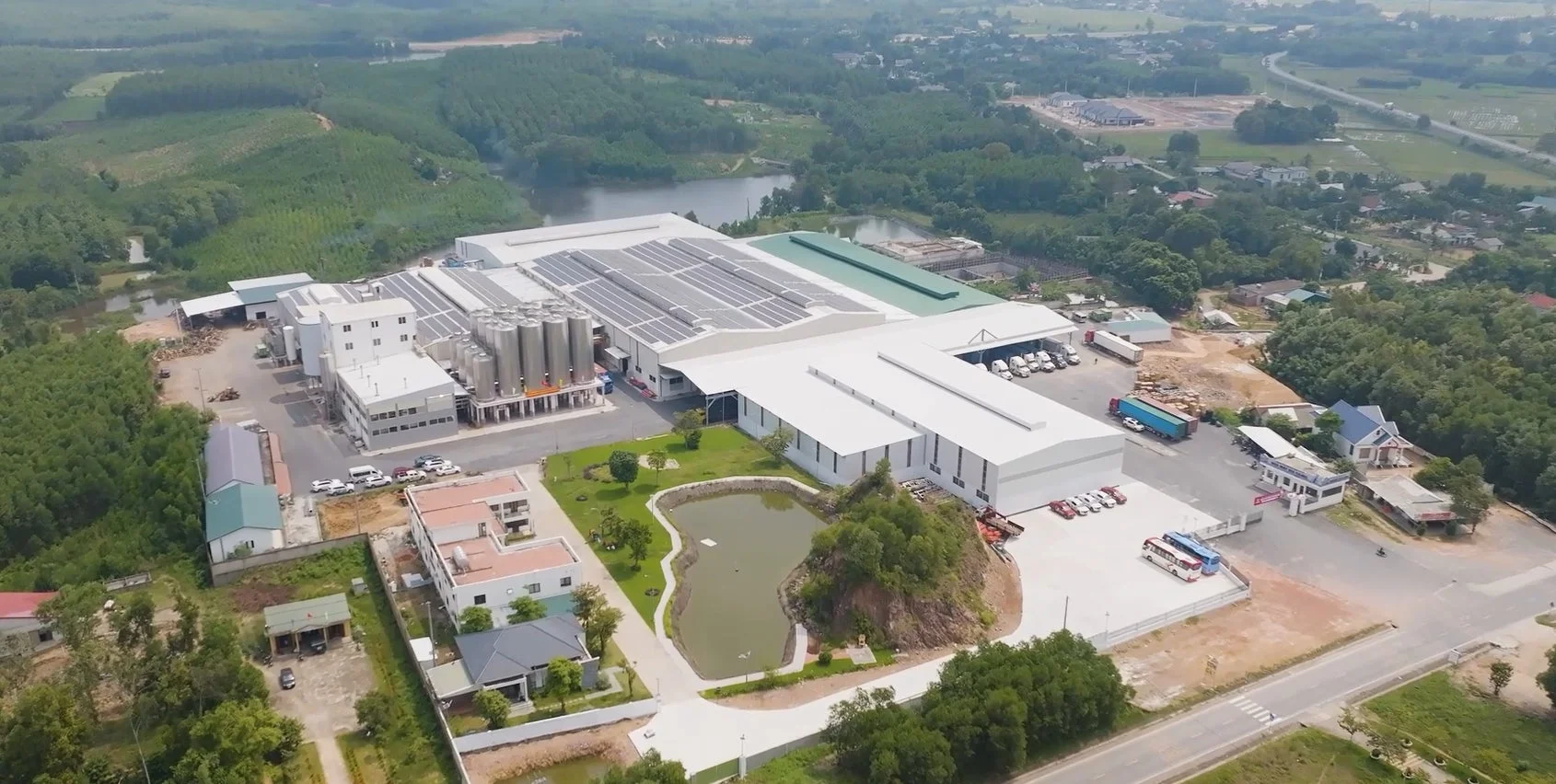 工場施設の空撮