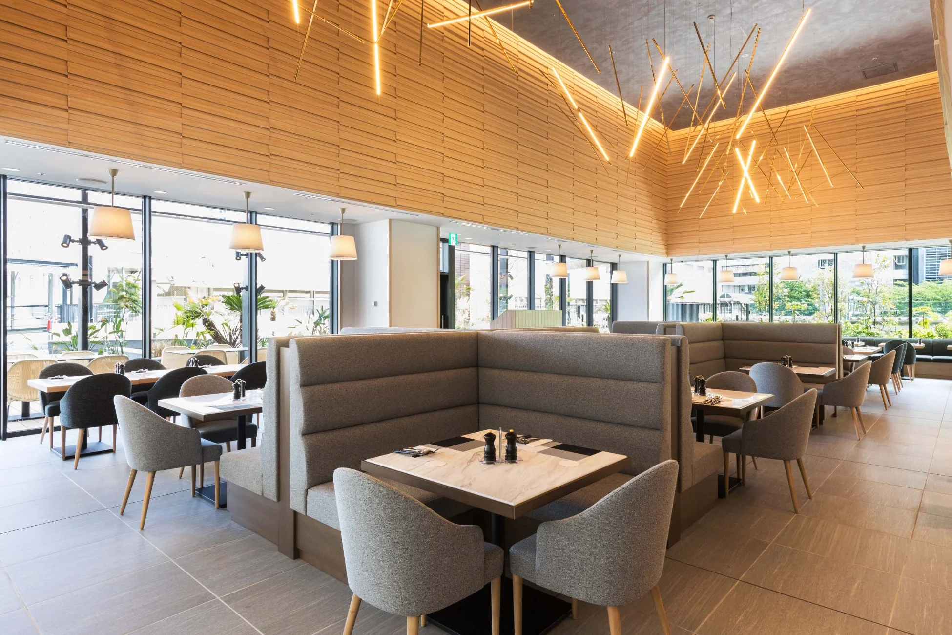 レストラン内観