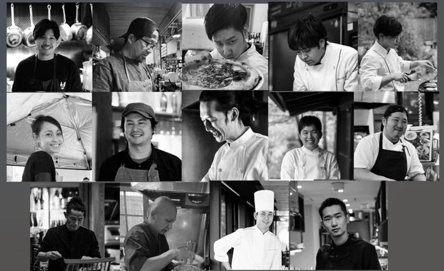 多様な表情の料理人や厨房スタッフ