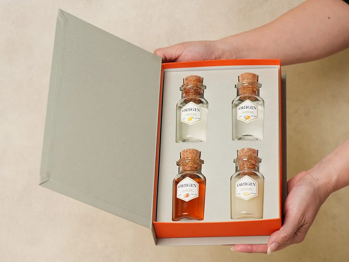 ORIGIN ミニボトルセット開封シーン