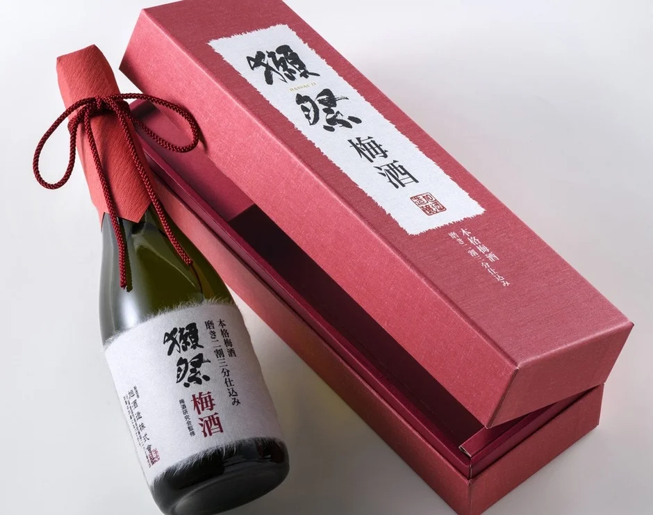 獺祭梅酒のボトル