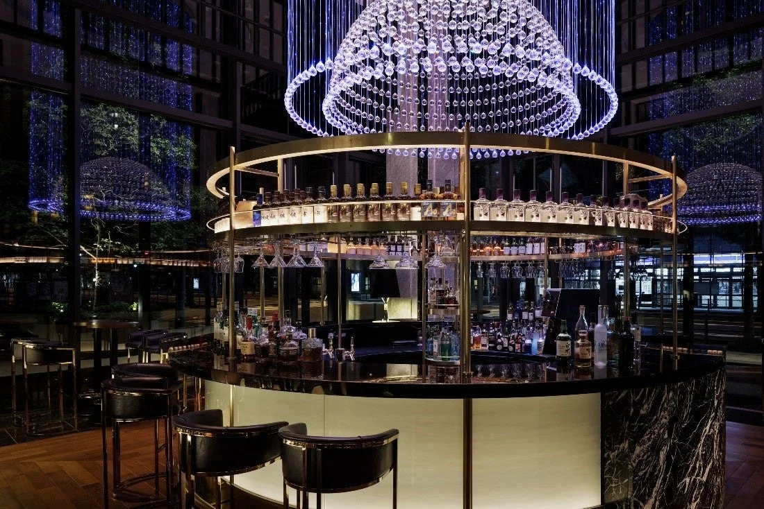 バーのラウンジ