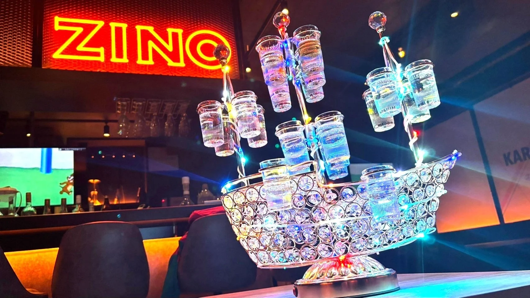 ZINOã®ããªã³ãµã€ã³ãšã·ã§ããã°ã©ã¹