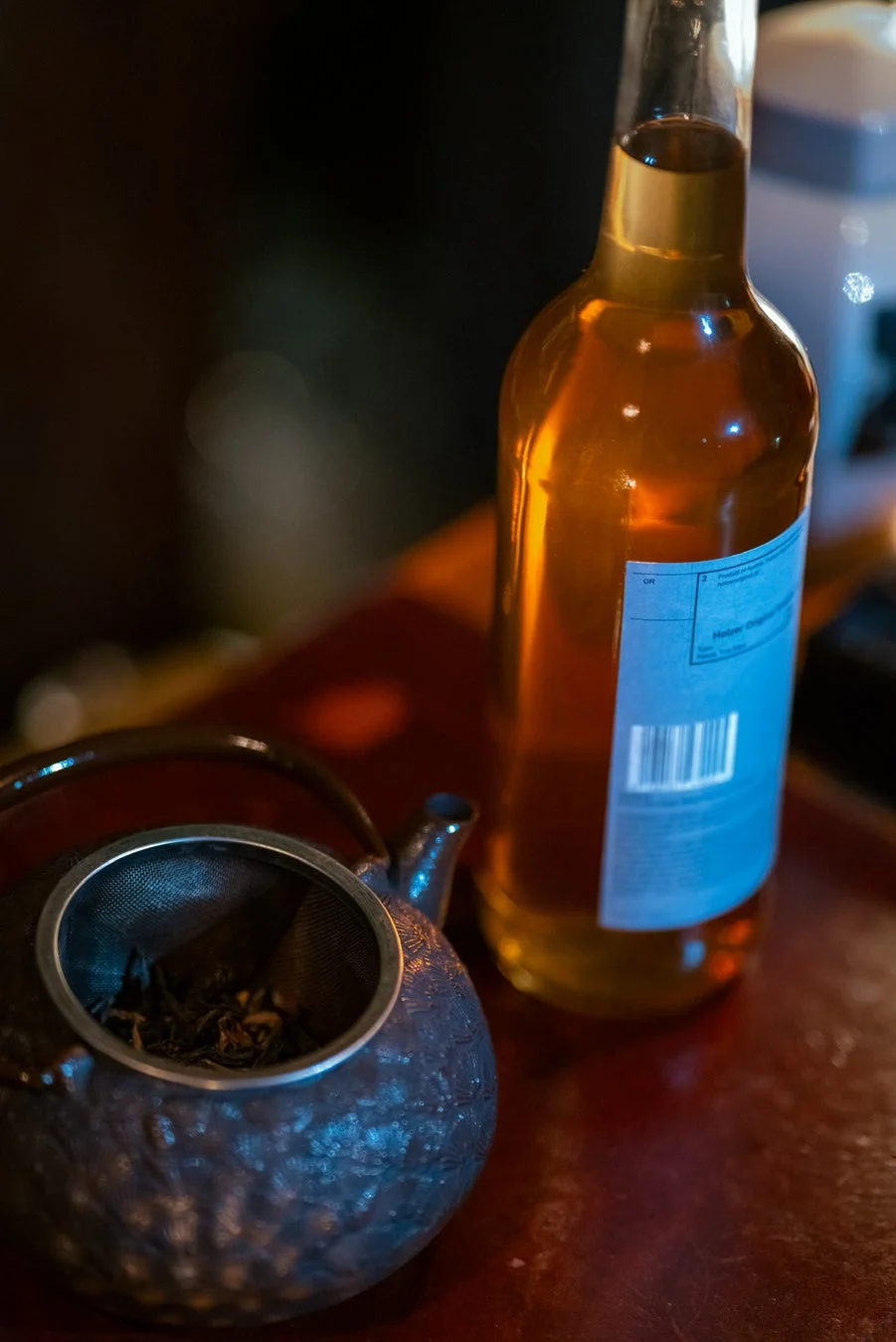 ティーポットとボトル