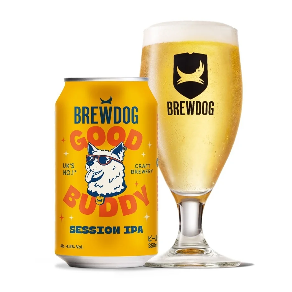 ブリュードッグの「GOOD BUDDY SESSION IPA」の缶と、泡立つビールが注がれたグラス