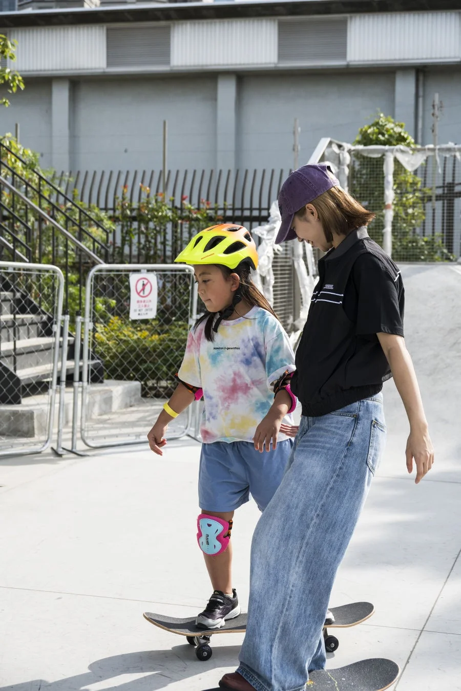 スケートボードの親子