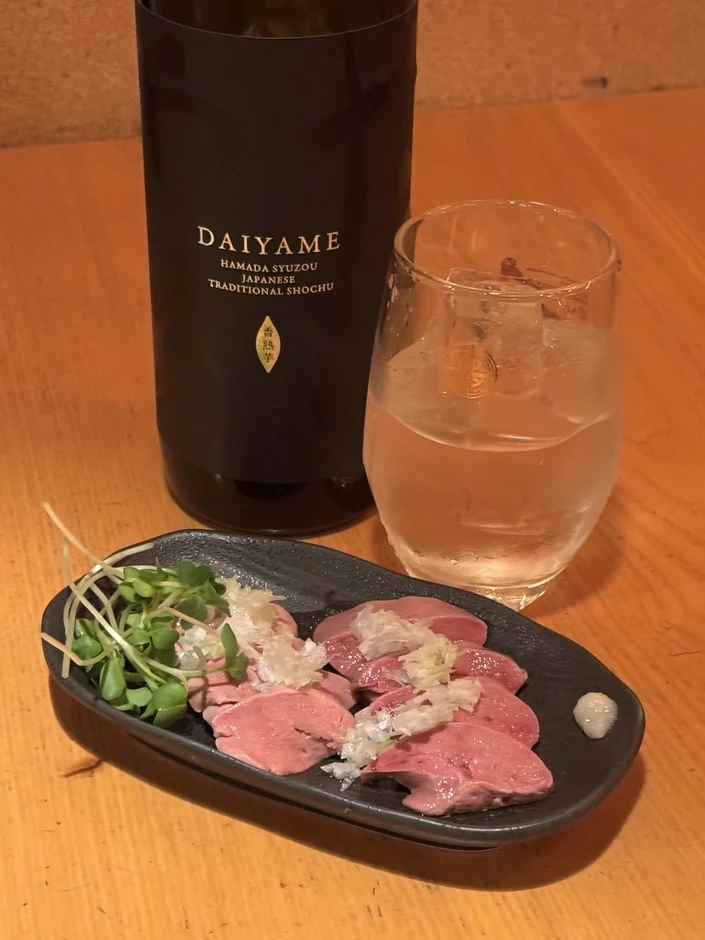 DAIYAME焼酎とレバ刺し