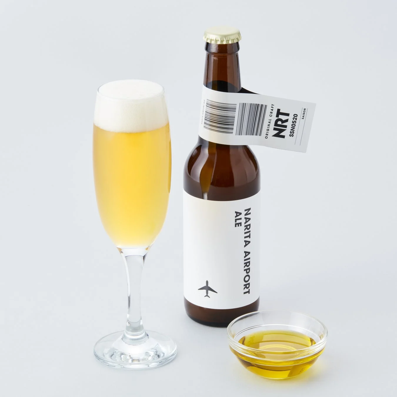 成田空港エール（セゾン）瓶とグラス