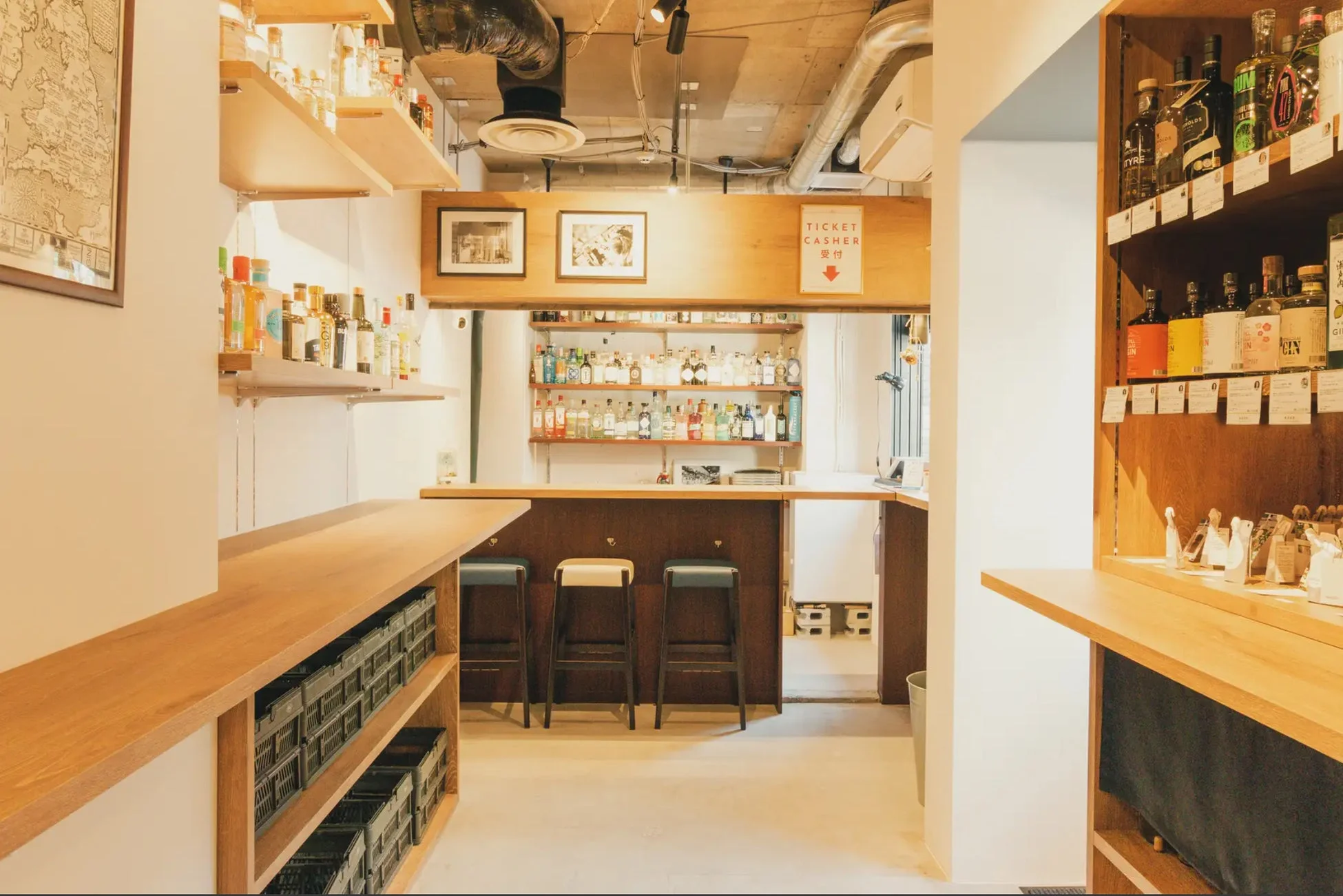 Japanese Gin Bar THE HISAKA Entrance
