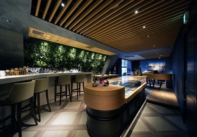 BAR FIVE Arrows