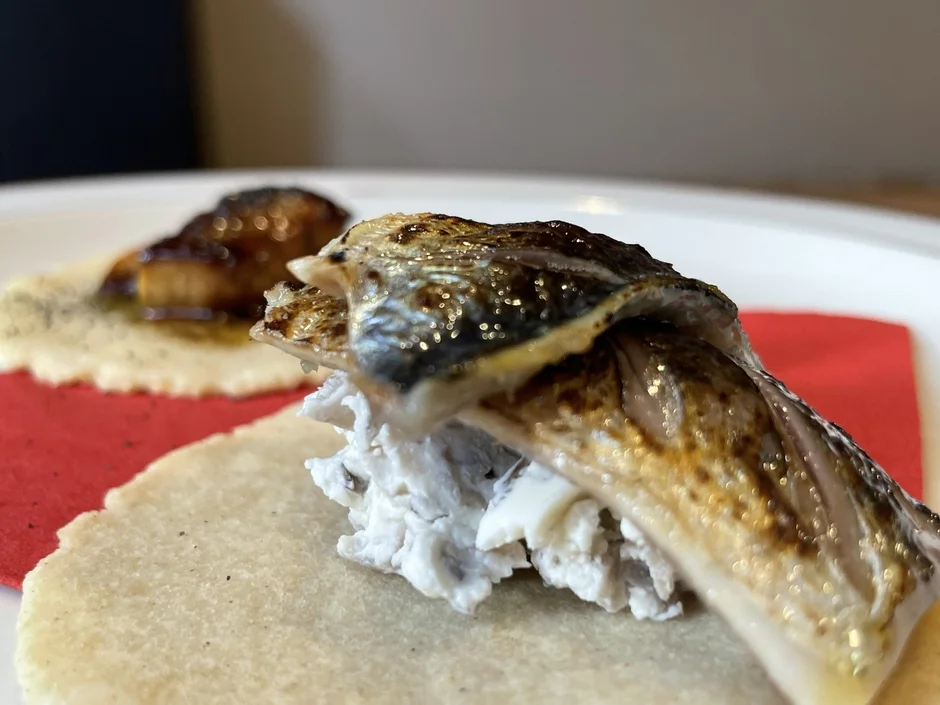 焼き魚のタコス