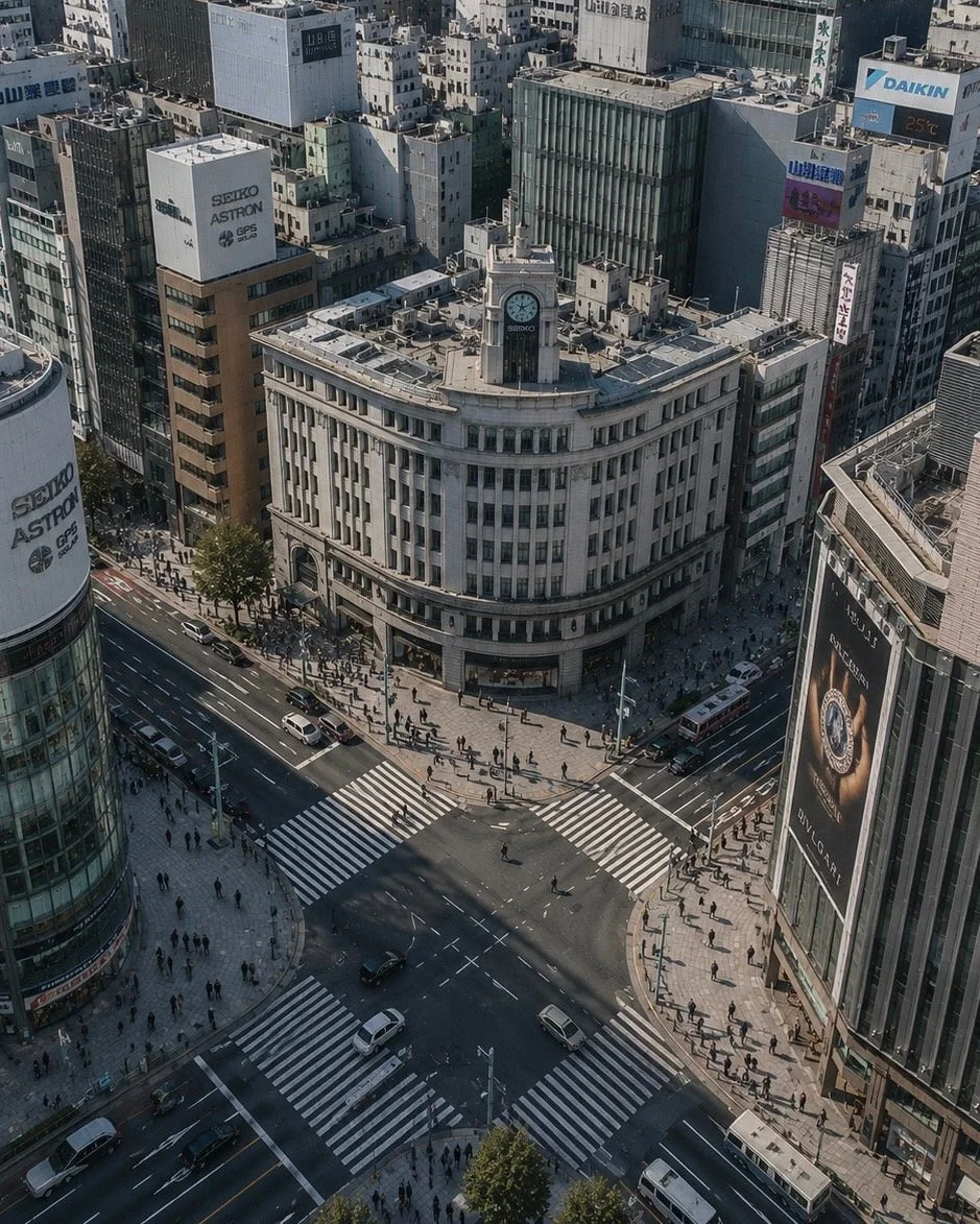 東京銀座の交差点の空撮